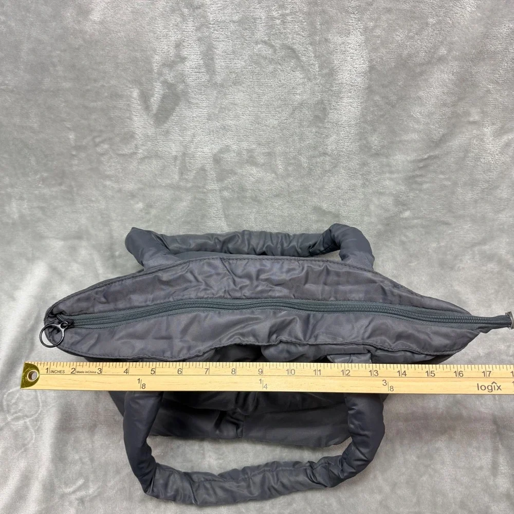 Bath & Body Works Gray Tote Bag Padded Purse‎ Travel Handbag